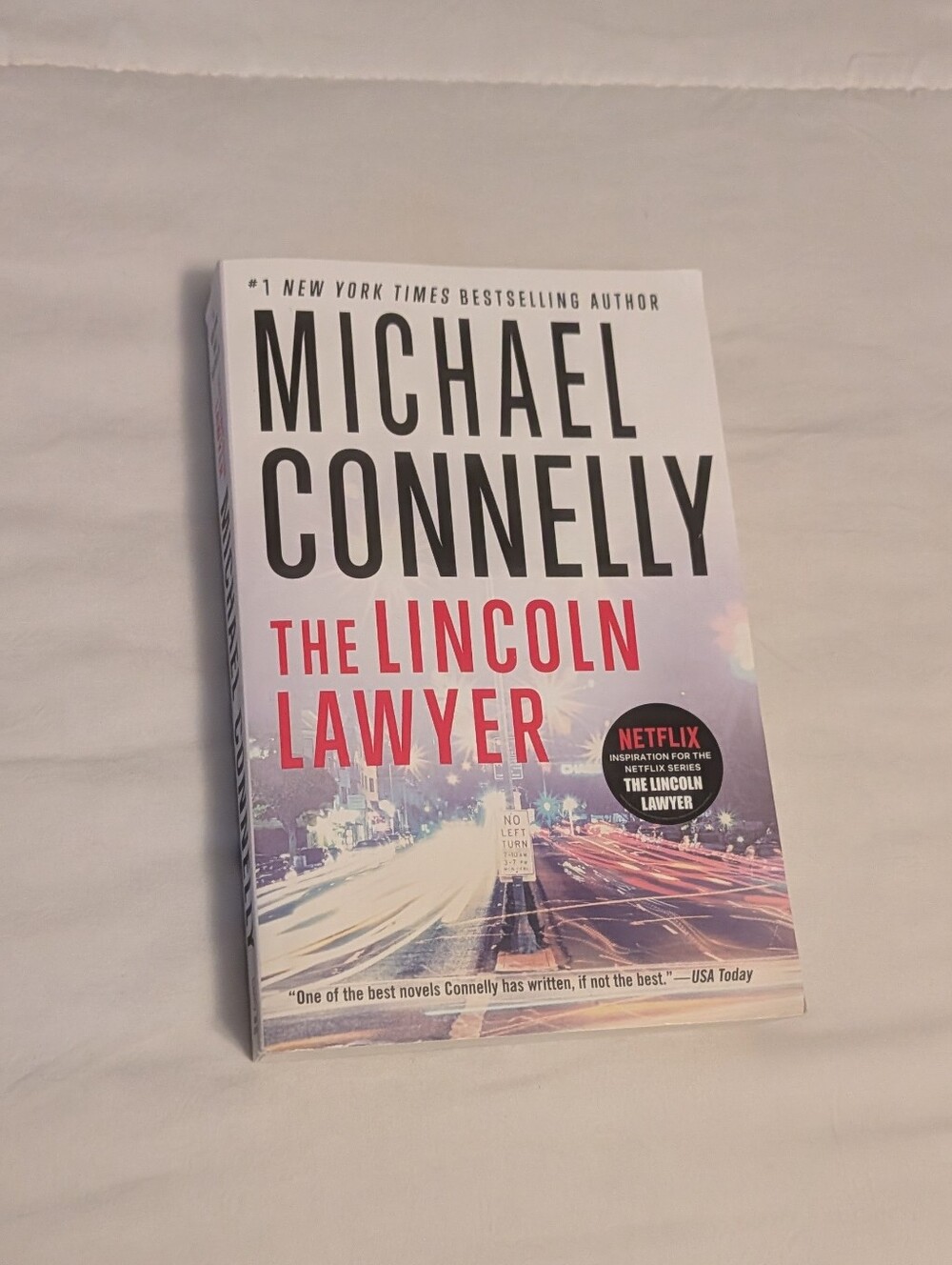 💥 The Lincoln Lawyer by Michael Connelly Paperback